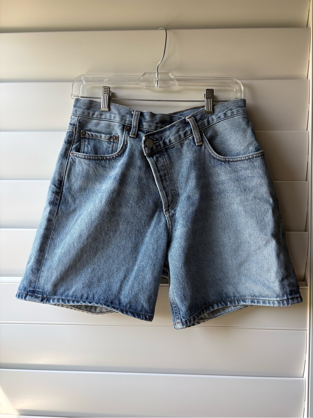 Agolde Light Blue High-Rise cross cross 100% organic cotton Denim Shorts